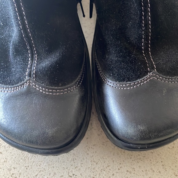 NAOT Comfort Ankle Boot Oyster Black Suede Leather - Picture 10 of 11